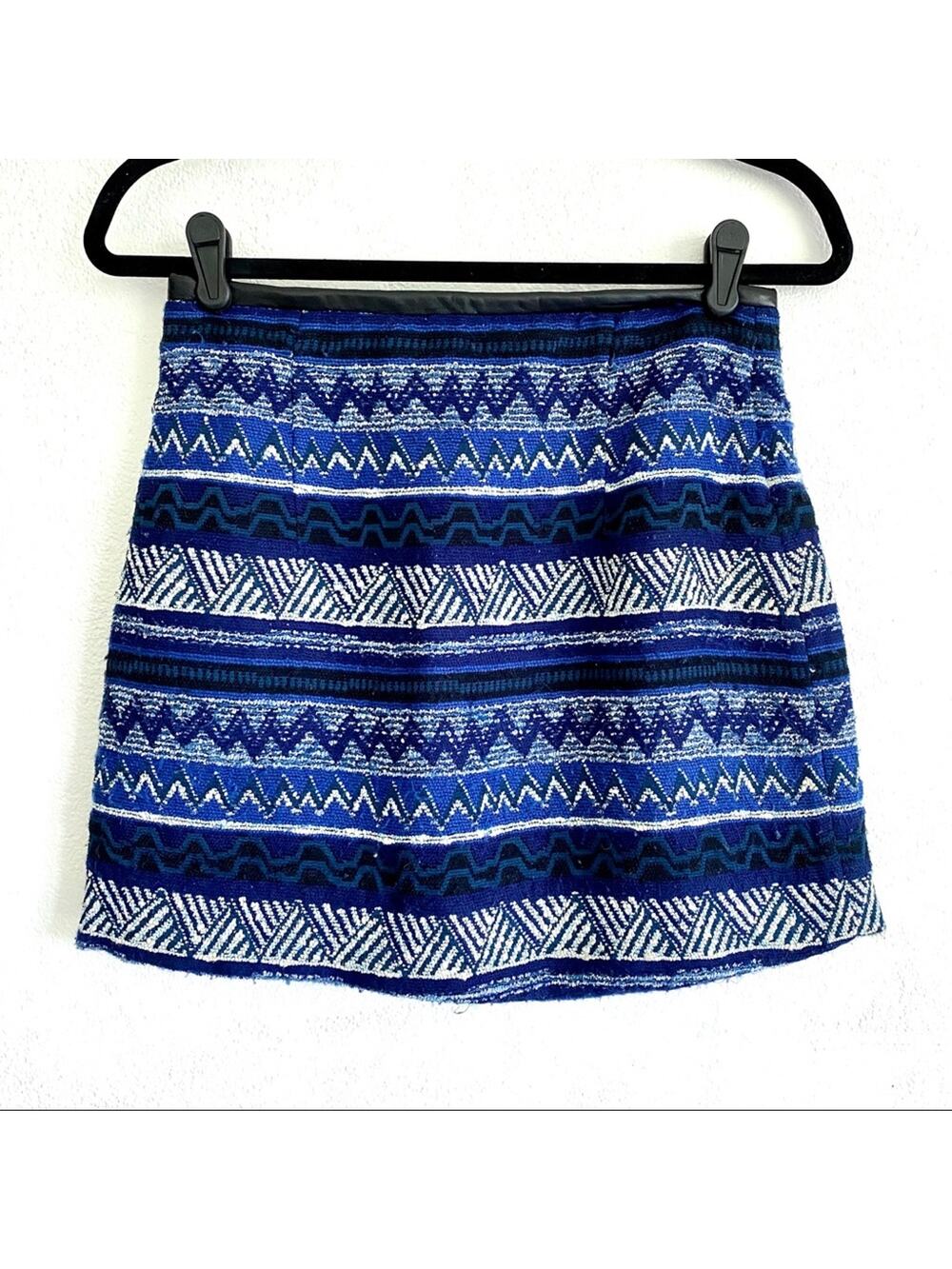 Zara Vegan Leather Waist Blue Pattern Mini Skirt Size Small